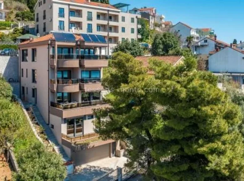 Maison 5 chambres 370 m² Herceg Novi, Monténégro