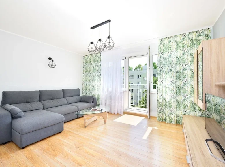 4 room apartment 64 m² Warsaw, Poland