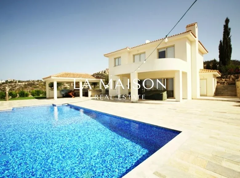 Casa 6 habitaciones 350 m² Tsada, Chipre