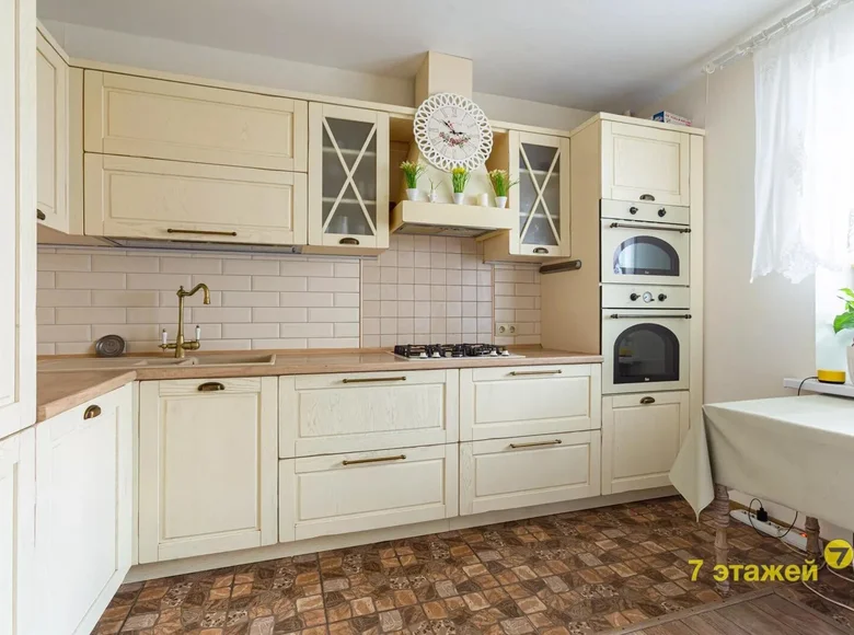 Квартира 4 комнаты 101 м² Прилуки, Беларусь