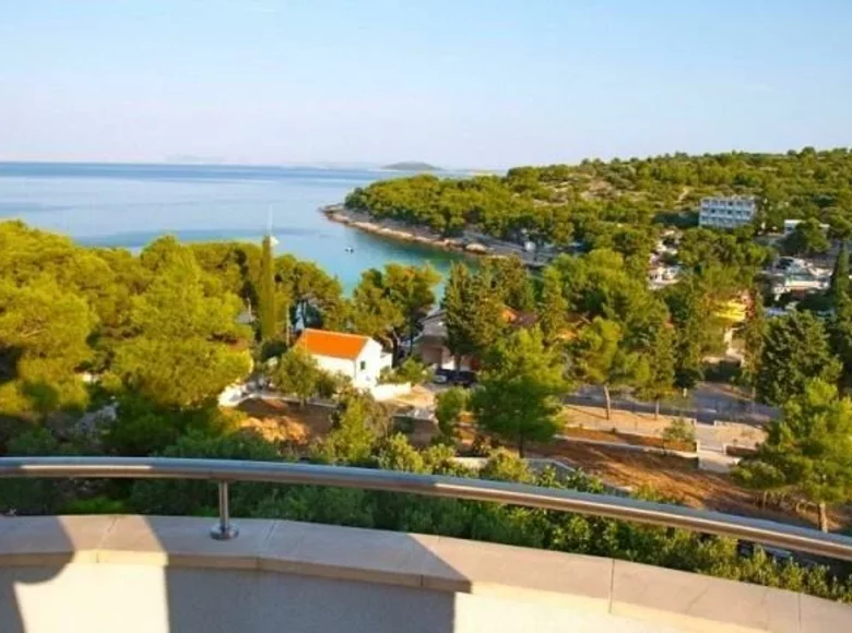 Hotel 700 m² en Sibenik-Knin County, Croacia