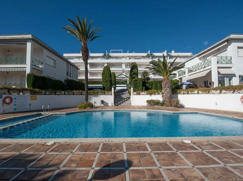 2 bedroom apartment 88 m² Castell-Platja d Aro, Spain