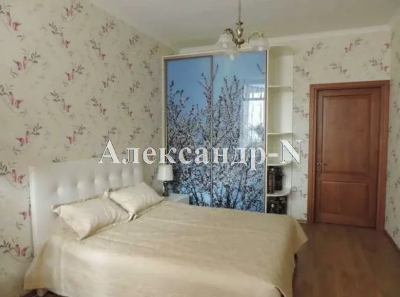 2 room apartment 71 m² Odessa, Ukraine