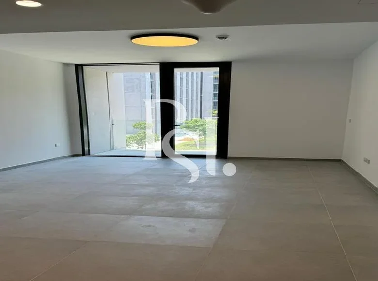 Mieszkanie 1 pokój 64 m² Sharjah Emirate, Emiraty Arabskie