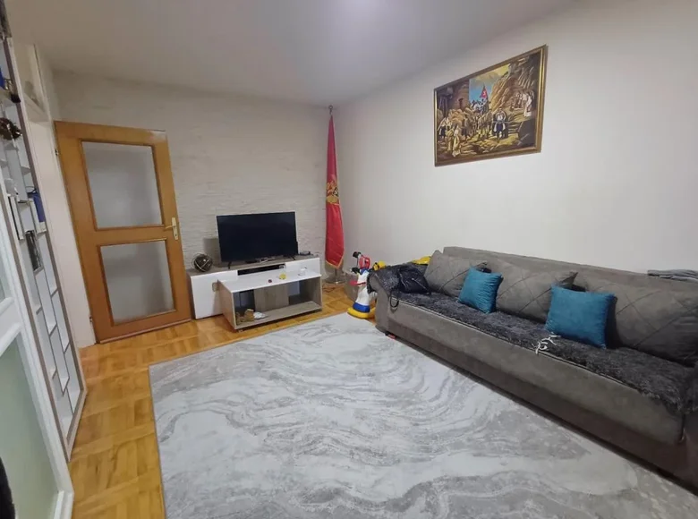 2 bedroom apartment 65 m² Podgorica, Montenegro