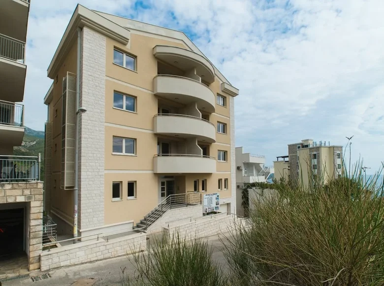 Hotel 750 m² en Becici, Montenegro