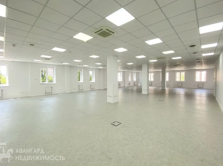 Büro 410 m² Minsk, Weißrussland