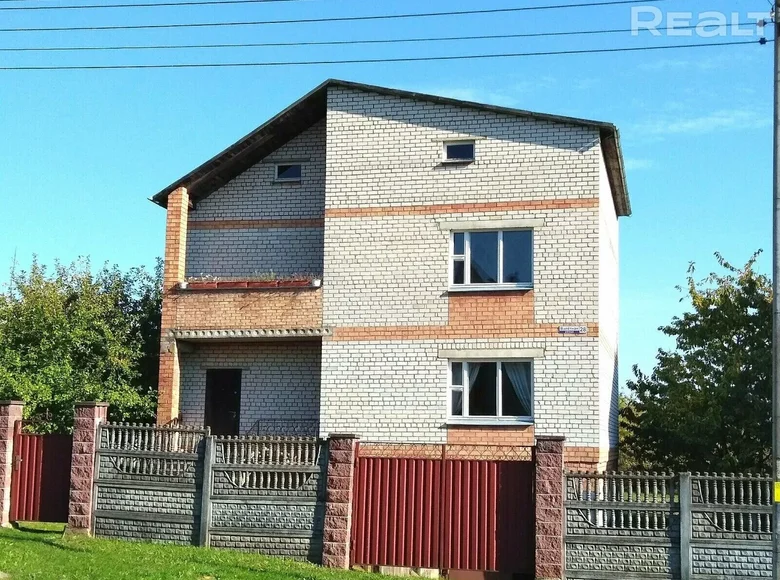 Casa de campo 342 m² Minsk, Bielorrusia
