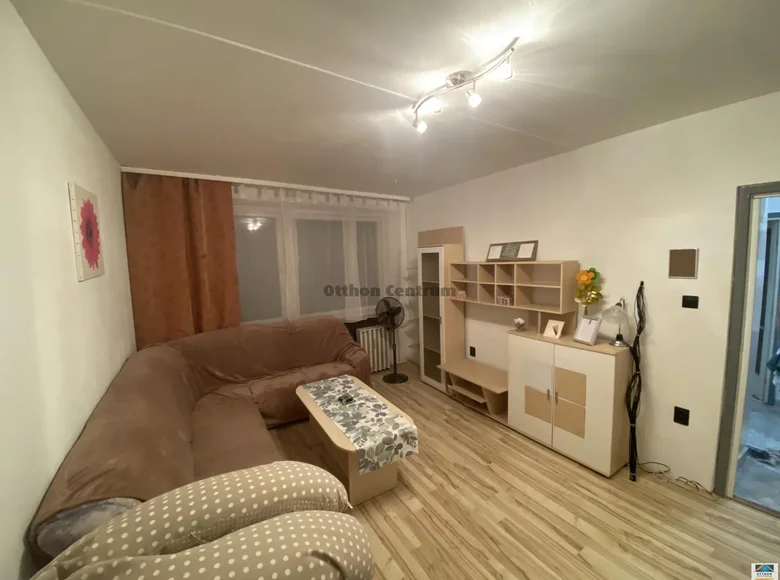 2 room apartment 40 m² Pecsi jaras, Hungary