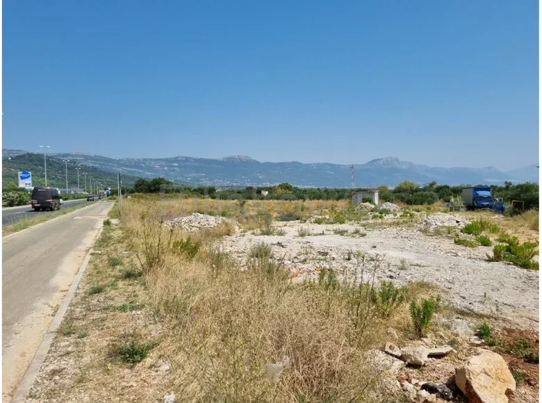 Land 3 570 m² Kastel Novi, Croatia
