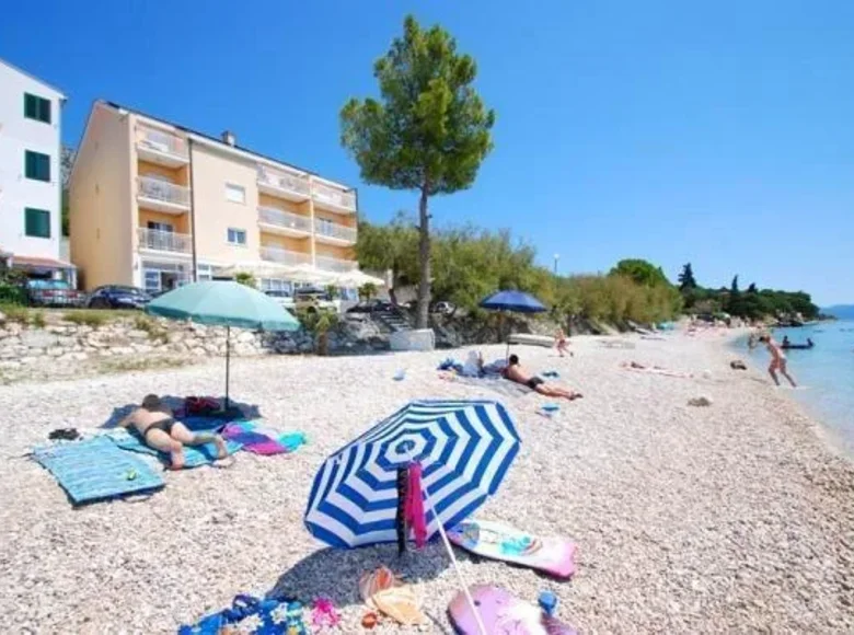 Hotel 835 m² en Makarska, Croacia