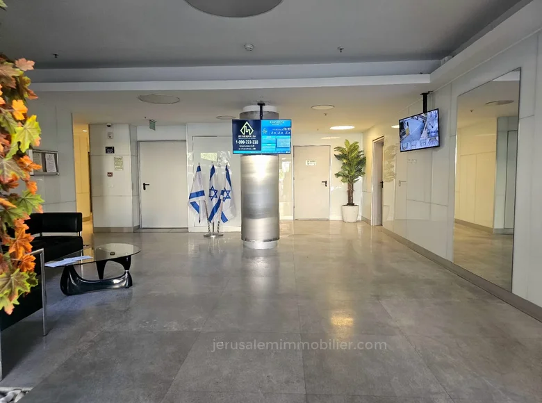 Mieszkanie 4 pokoi 100 m² Jerusalem, Izrael