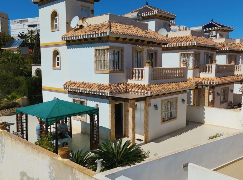 3 bedroom villa 97 m² Torrevieja, Spain