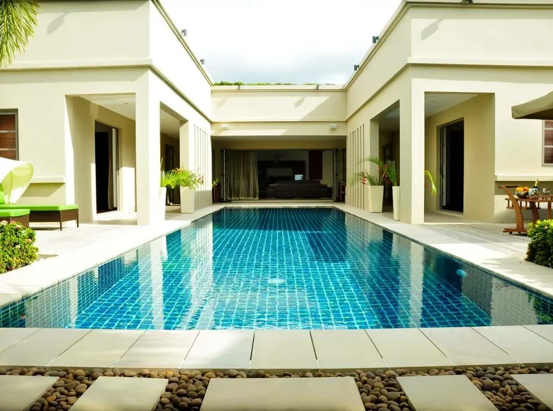 4 bedroom Villa 500 m² Phuket, Thailand