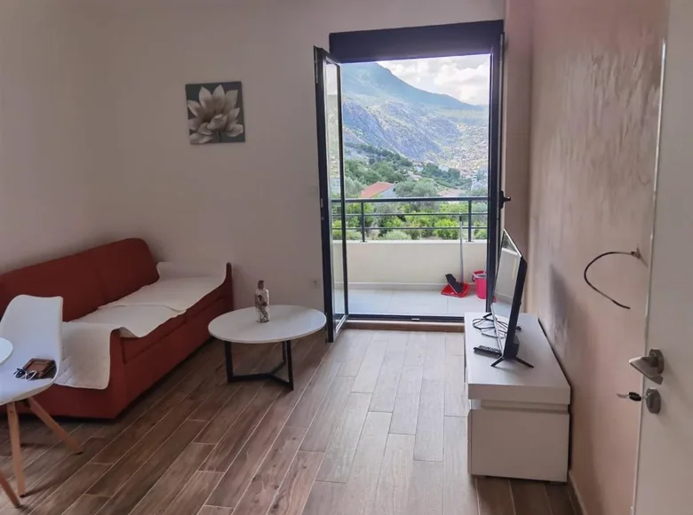 Apartamento 30 m² Dobrota, Montenegro