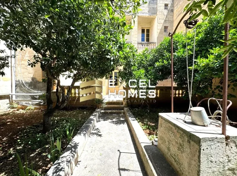 Investment  in Mosta, Malta