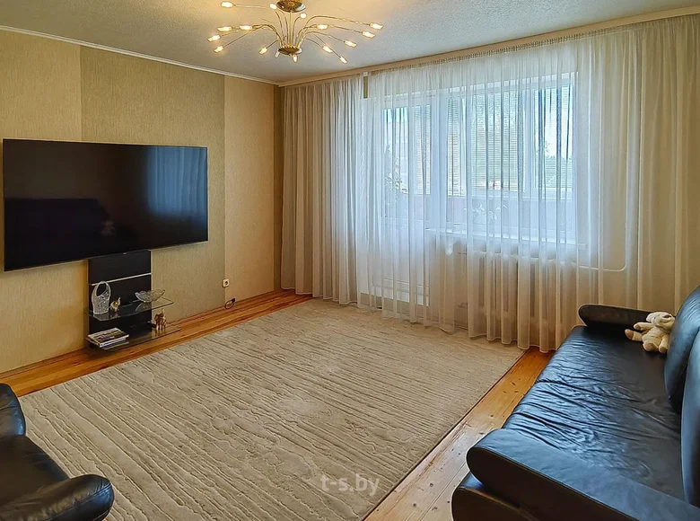 Mieszkanie 2 pokoi 51 m² Kalodziscanski sielski Saviet, Białoruś