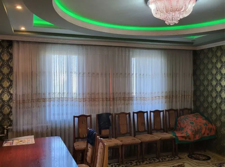 Kvartira 3 xonalar 73 m² Toshkentda