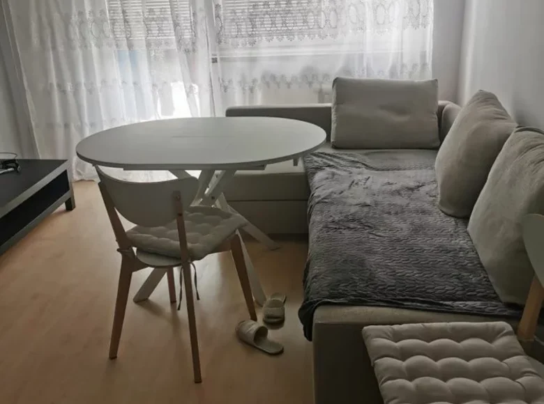 2 room apartment 38 m² in Warsaw, Poland