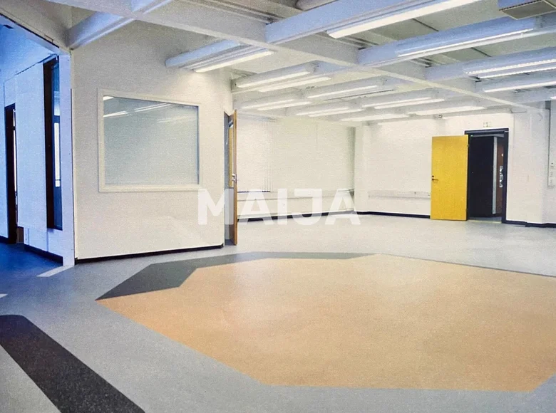Ресторан, кафе 182 м² Хаммаслахти, Финляндия