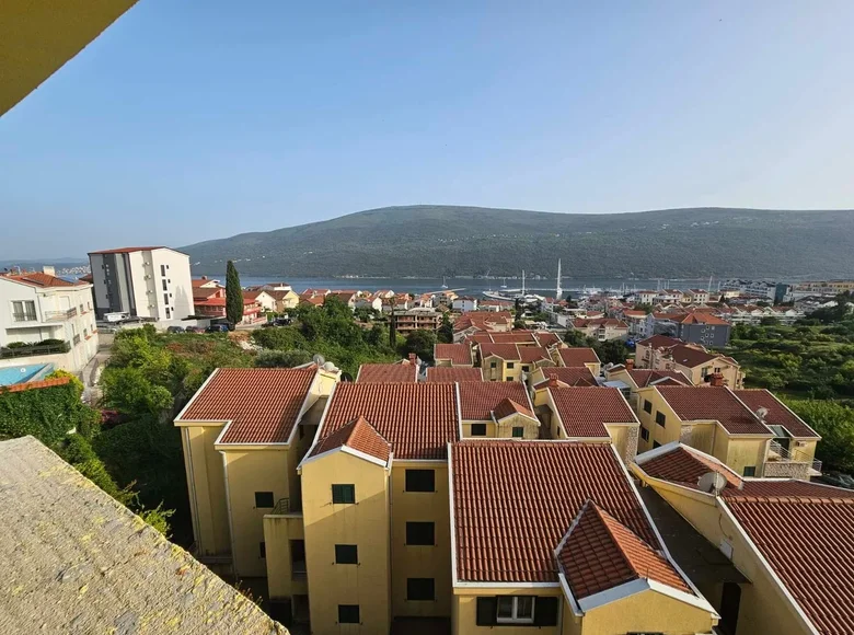 Apartamento 2 habitaciones 45 m² Bijela, Montenegro