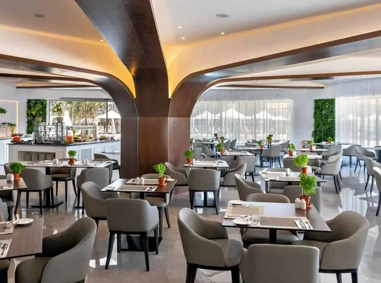 Hotel  en Paralimni, Chipre