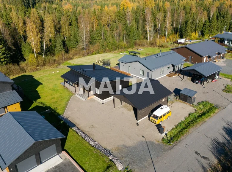 Дом 4 комнаты 109 м² Jyvaeskylae sub-region, Финляндия