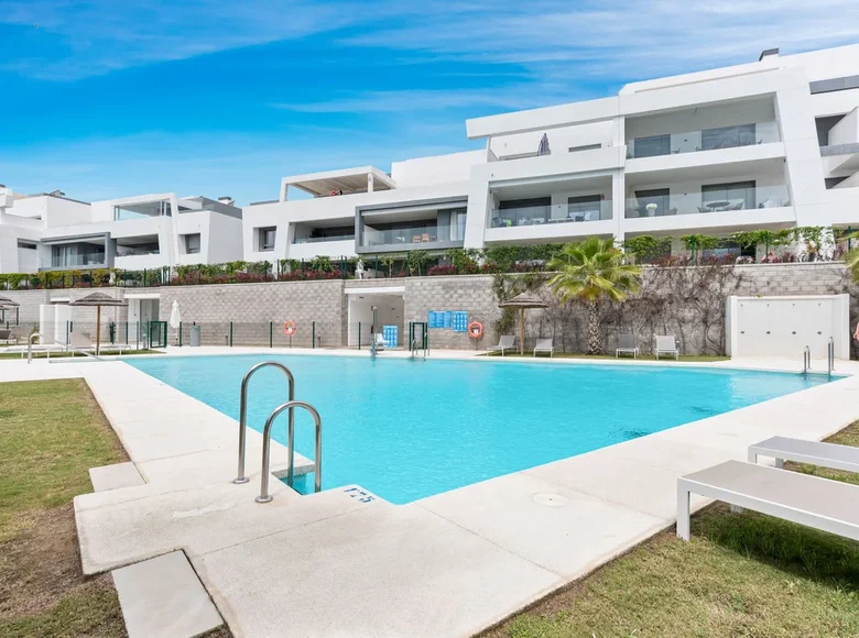 Mieszkanie 3 pokoi 106 m² Benalmadena, Hiszpania