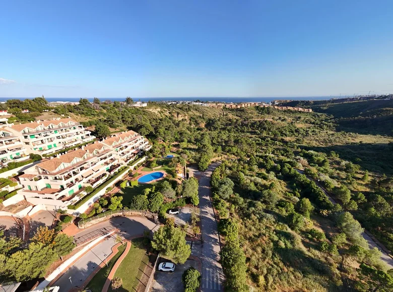 4 bedroom apartment 198 m² Benalmadena, Spain