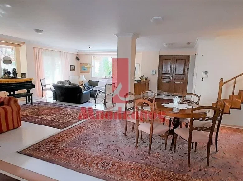 7 room house 460 m² Athens, Greece