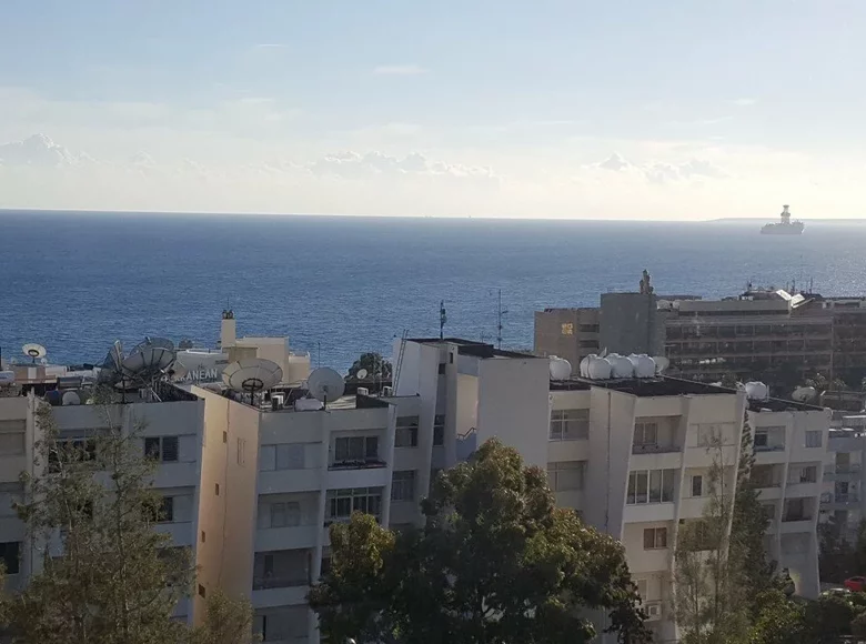Mieszkanie 3 pokoi 110 m² Społeczność St. Tychon, Cyprus