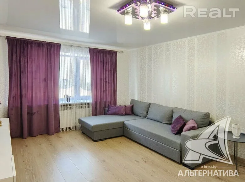 2 room apartment 43 m² Lieninski, Belarus