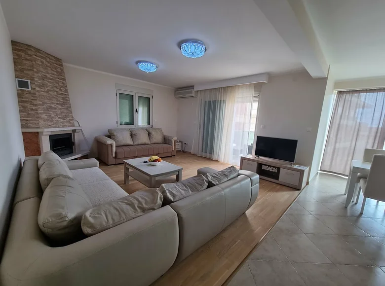 Mieszkanie 3 pokoi 94 m² Becici, Czarnogóra