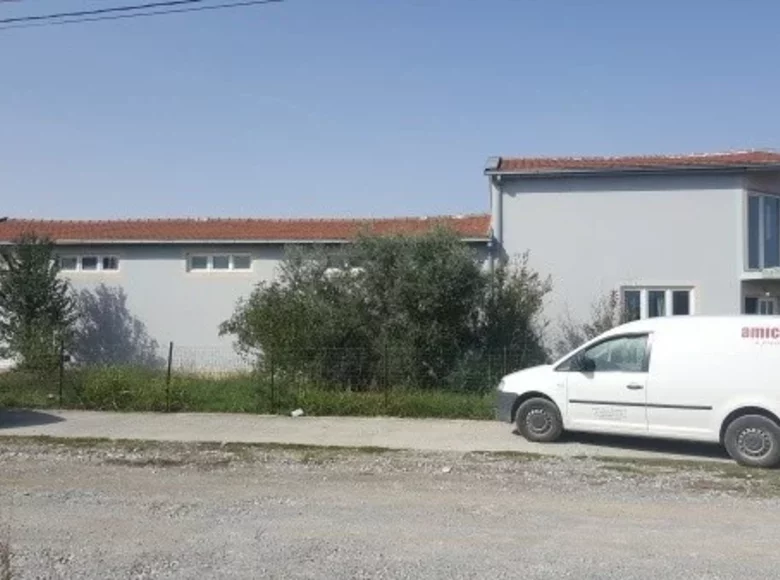 Инвестиционная 240 м² Подгорица, Черногория