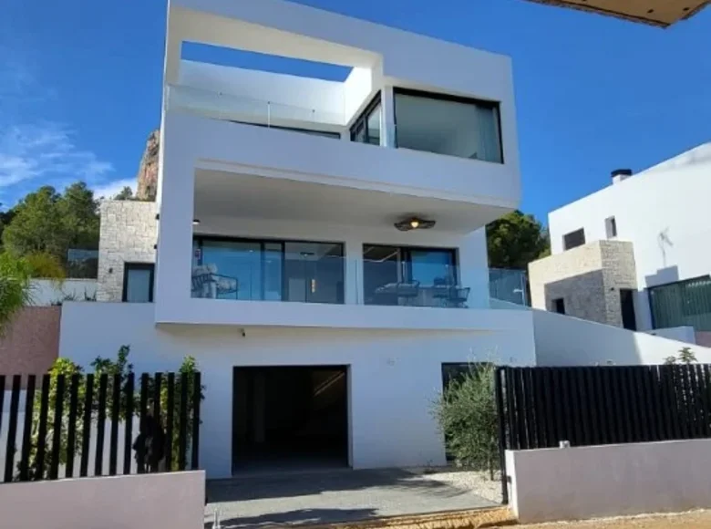 Villa de tres dormitorios 293 m² La Nucía, Španjolska