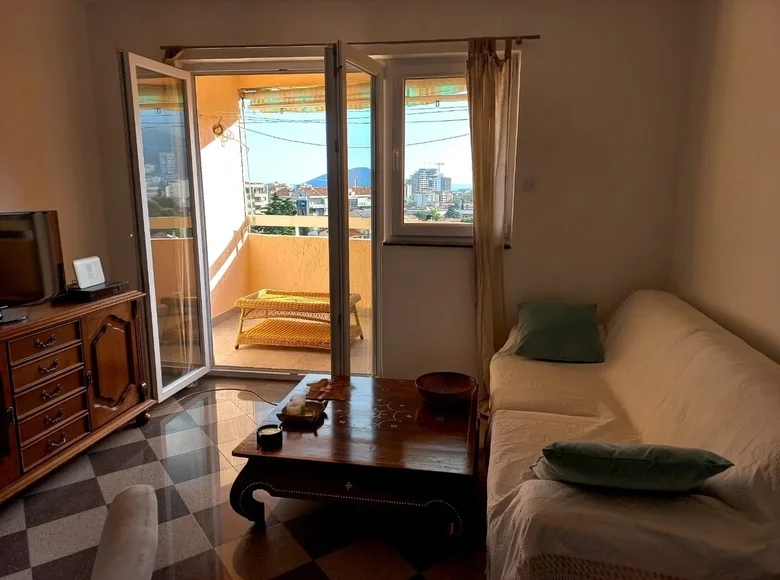 Wohnung 3 Zimmer 82 m² Budva, Montenegro