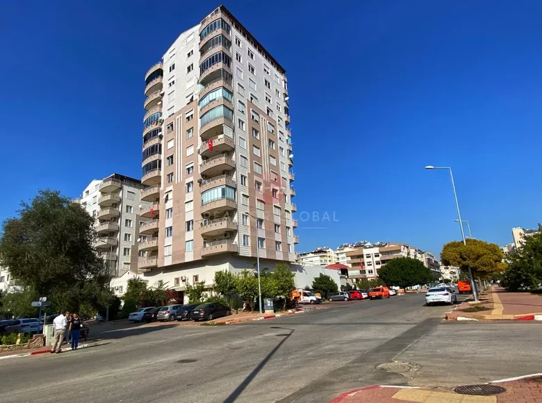Apartamento 1 habitación 185 m² Muratpasa, Turquía