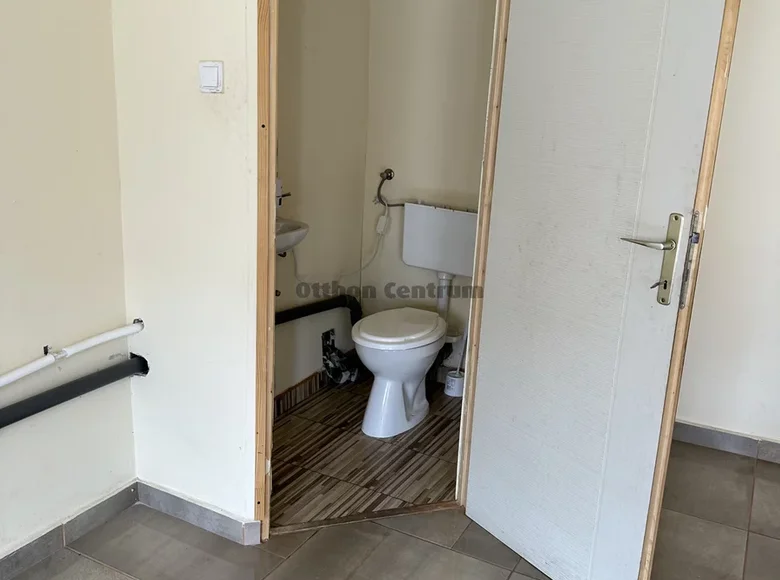 Nieruchomości komercyjne 36 m² Szolnoki jaras, Węgry