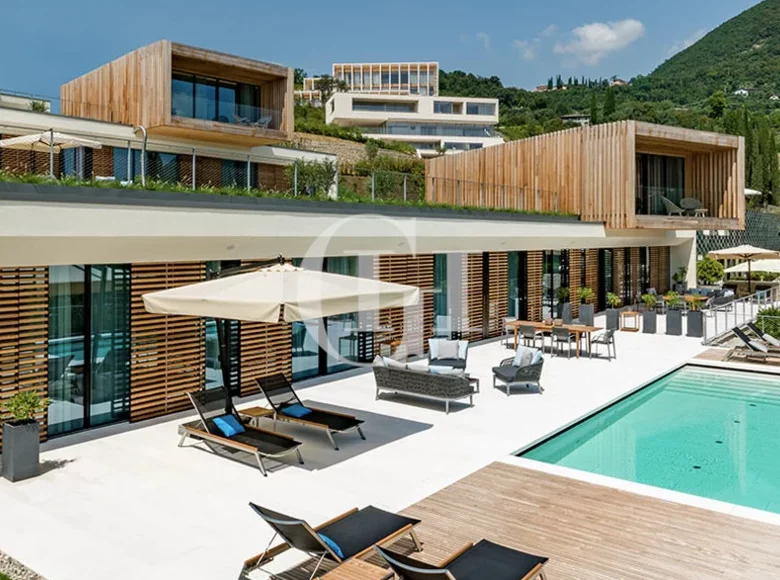 Villa 10 habitaciones 400 m² Gardone Riviera, Italia