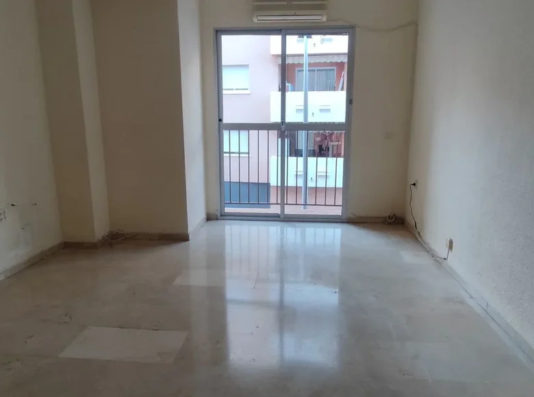 3 bedroom apartment 79 m² Malaga, Spain