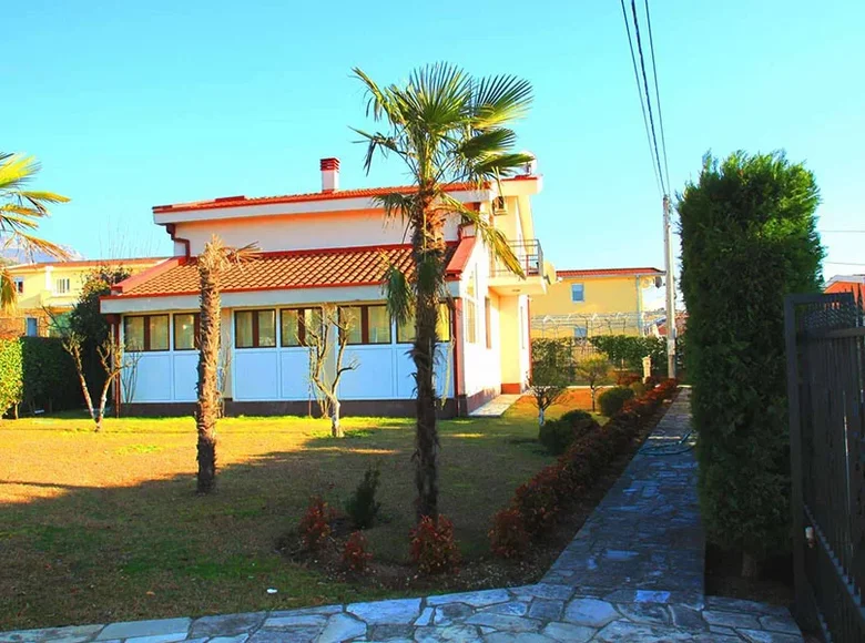 Casa 5 habitaciones 222 m² Bar, Montenegro