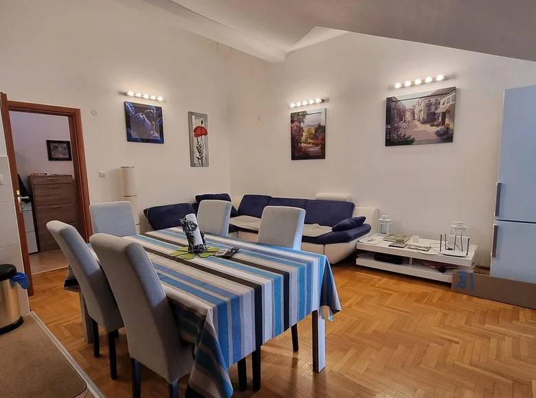 Mieszkanie 4 pokoi 99 m² Tivat, Czarnogóra