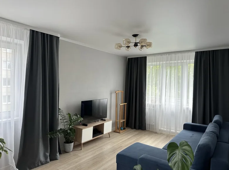 Квартира 2 комнаты 43 м² Минск, Беларусь