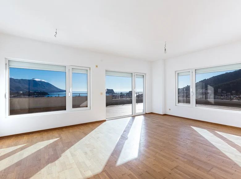 2 bedroom apartment  Budva, Montenegro