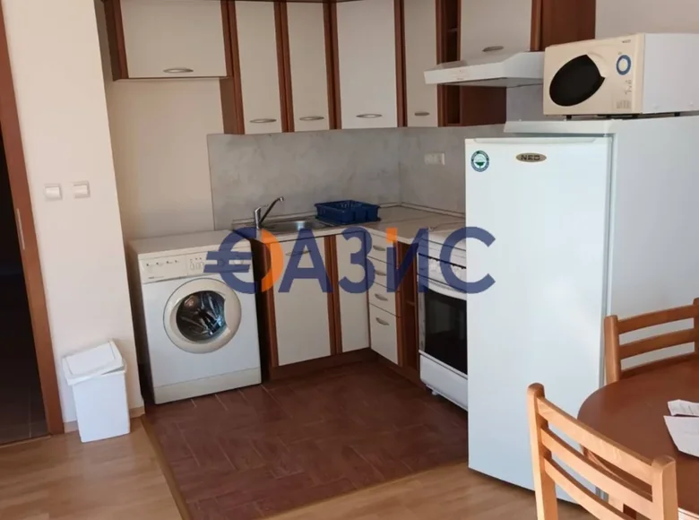 2 bedroom apartment 75 m² Sveti Vlas, Bulgaria