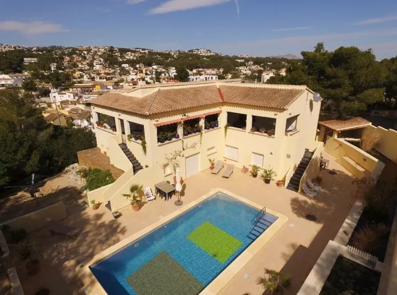 5 bedroom villa 425 m² Teulada, Spain