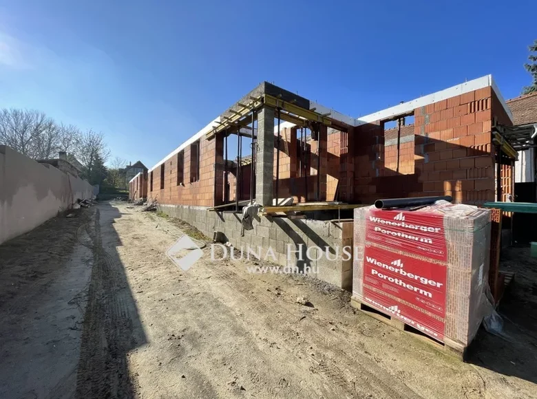 House 119 m² Godollo, Hungary
