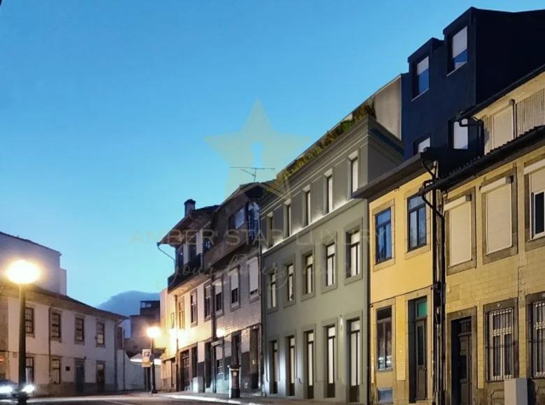 Mieszkanie 2 pokoi 68 m² Porto, Portugalia