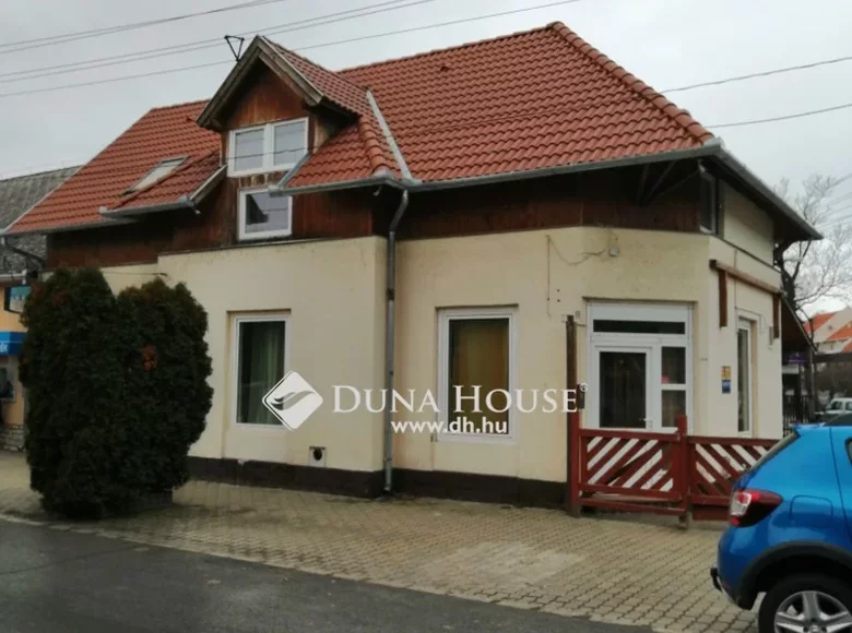 House 160 m² Balatonlelle, Hungary