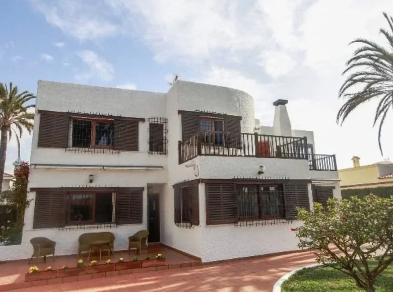 villa de 5 dormitorios 306 m² Izhevsk, Rusia
